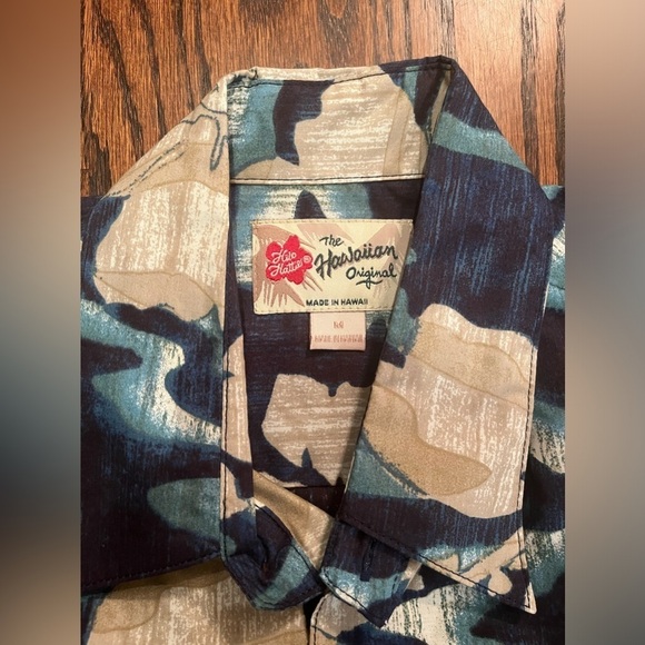 NWT  Vintage Hilo Hatties Shirt Mens navy Blue Hawaiian Short Sleeve Made In US - Picture 2 of 6